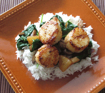 Seared Scallops over Wilted Spinach & Jasmine Rice