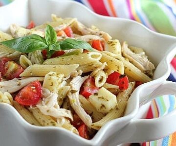 Caprese Chicken Pasta Salad – Quick, easy & healthy!