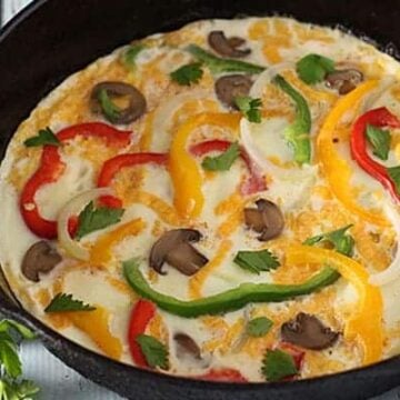 Skinny Vegetable Frittata – You can’t go wrong with this easy and healthy egg white frittata made with your favorite veggies!
